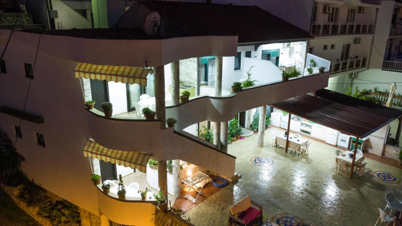 Apartments Ishmi In Center Of Улцин Екстериор снимка
