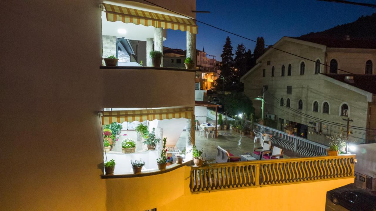 Apartments Ishmi In Center Of Улцин Екстериор снимка