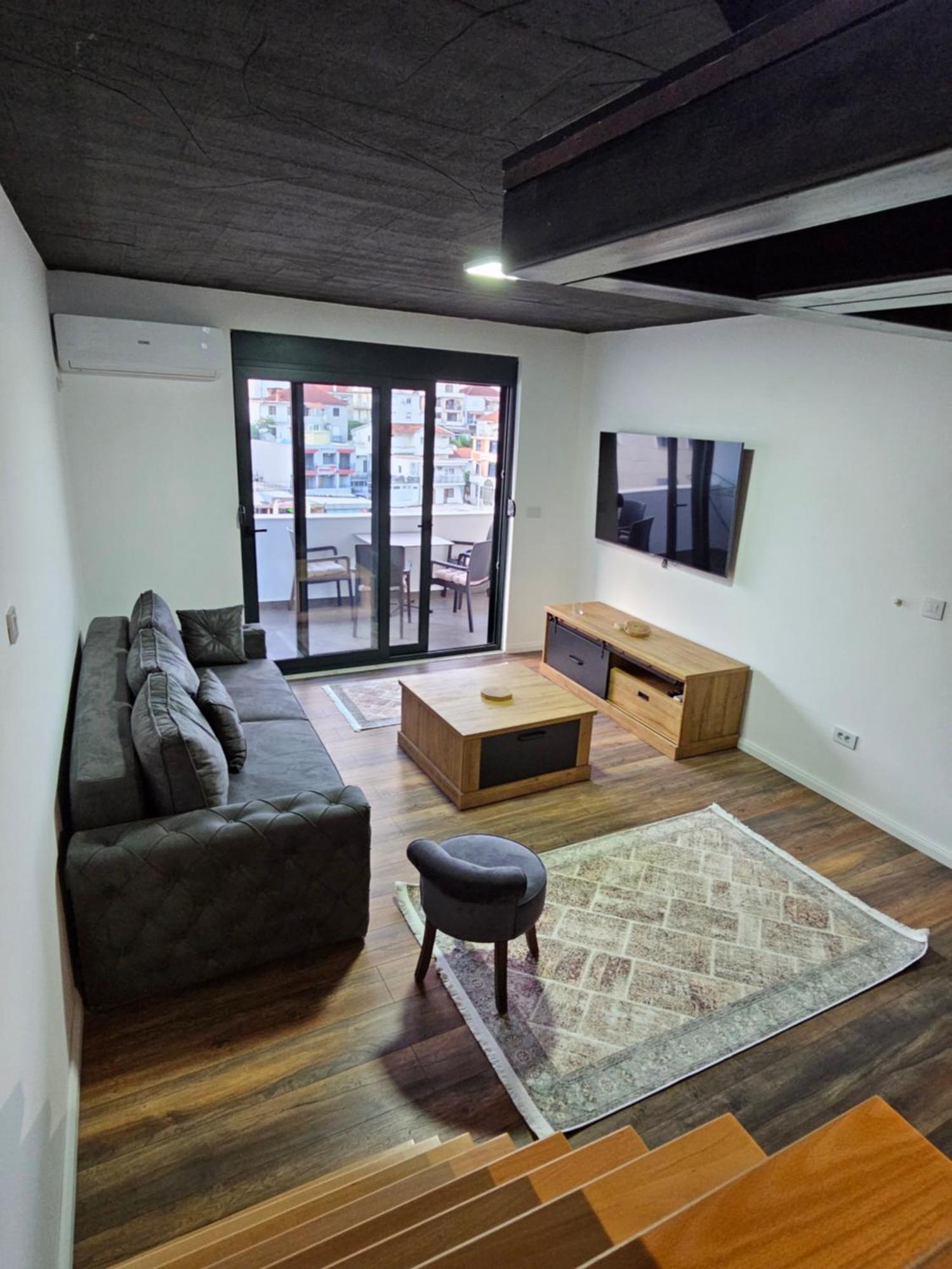 Apartments Ishmi In Center Of Улцин Екстериор снимка